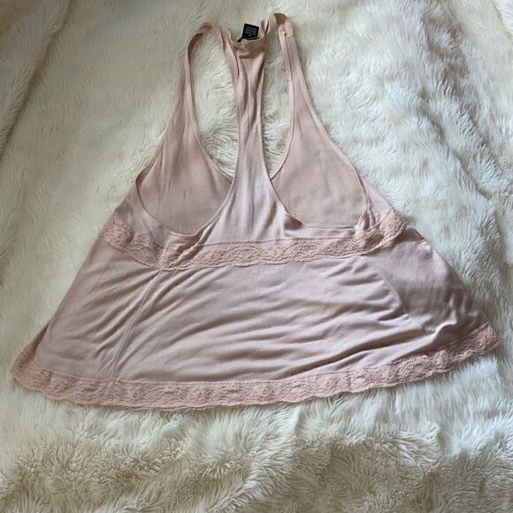 Pink Lace Loose Tank Top - Picture 2 of 5